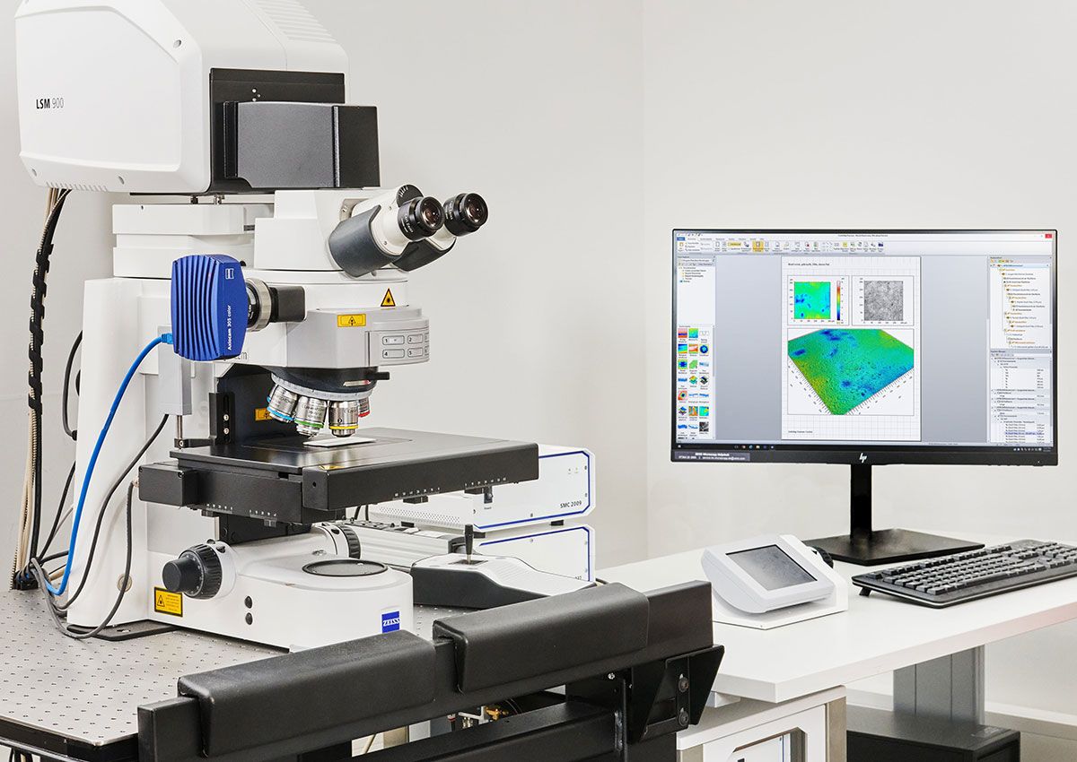 Laser scanning microscopy for analyzing materials