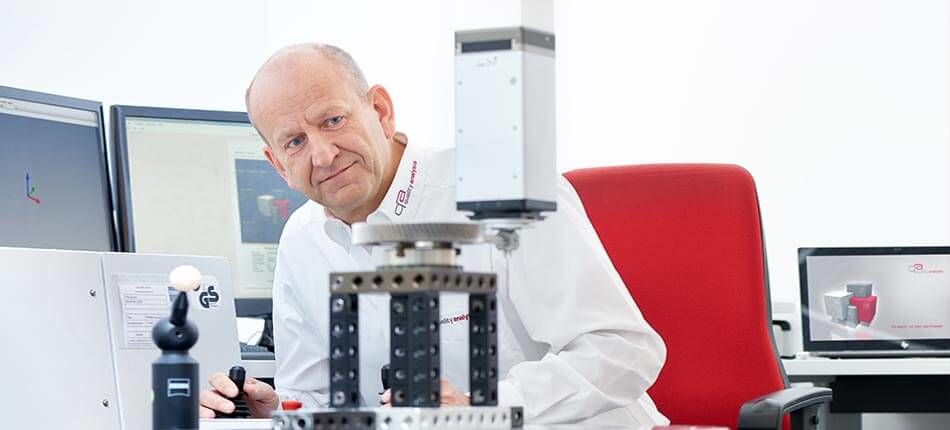 Accredited test laboratory for industrial metrology in Nuertingen