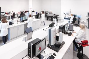 Analysis laboratory for chemical analysis and materialography