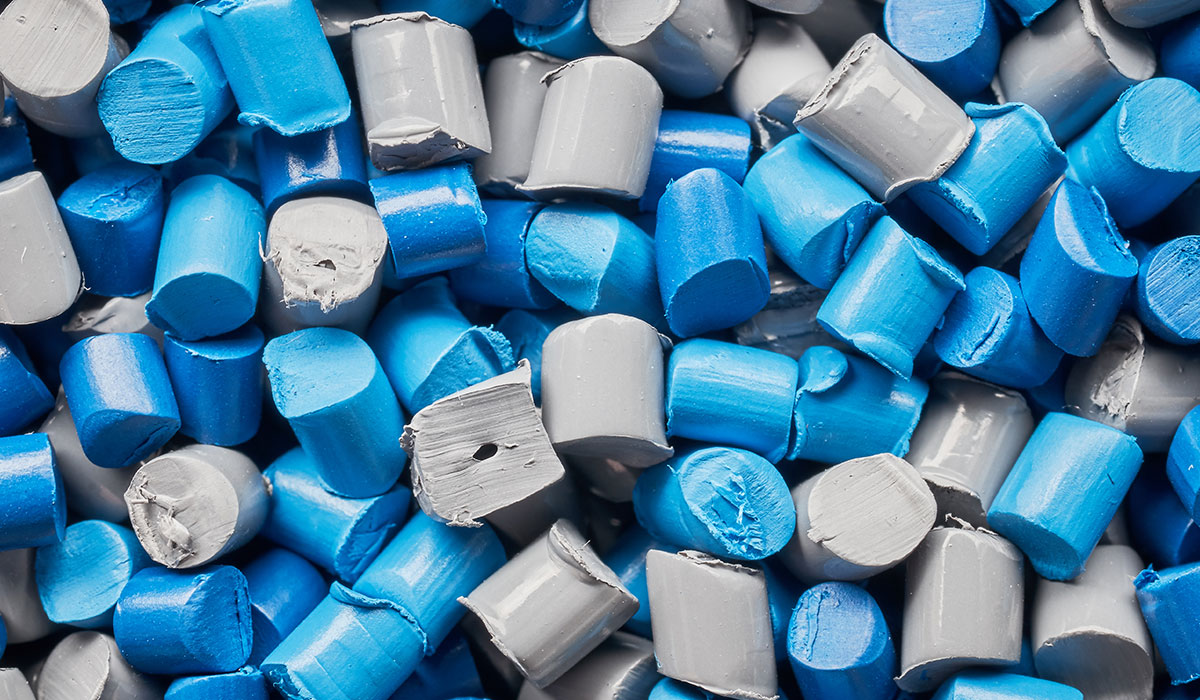 Analyzes of compliance with safety standards in the plastics industry